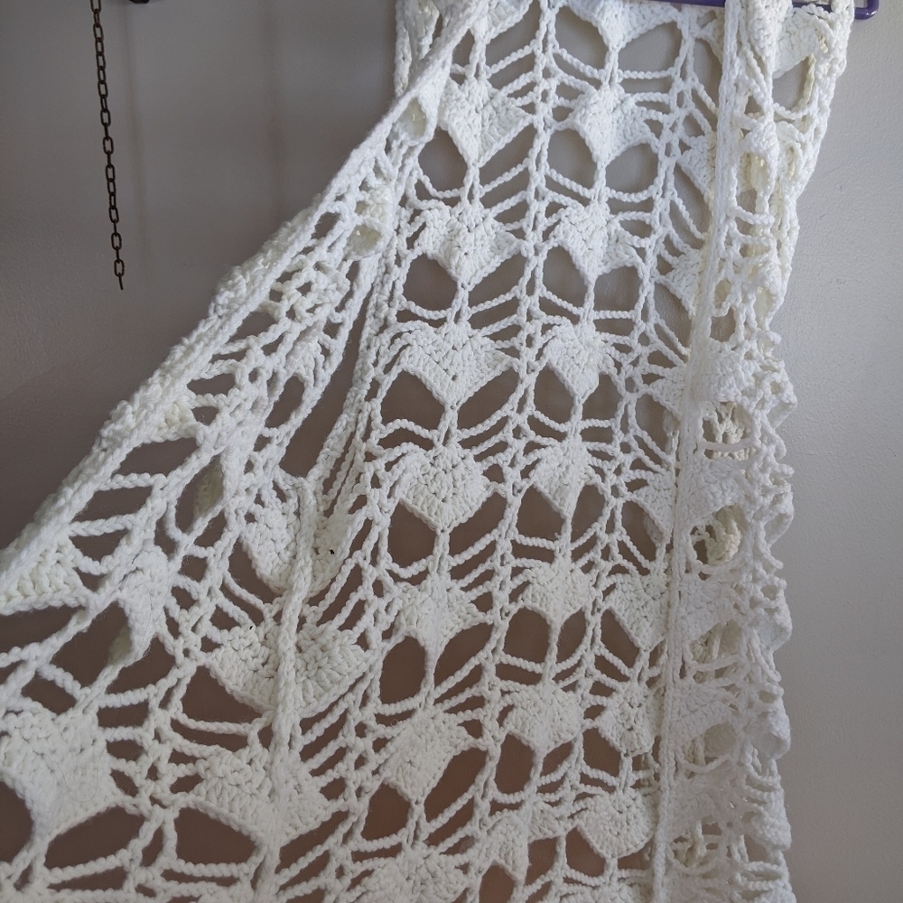 vintage Crochet White Hippie Vest Sweet! - Picture 2 of 4